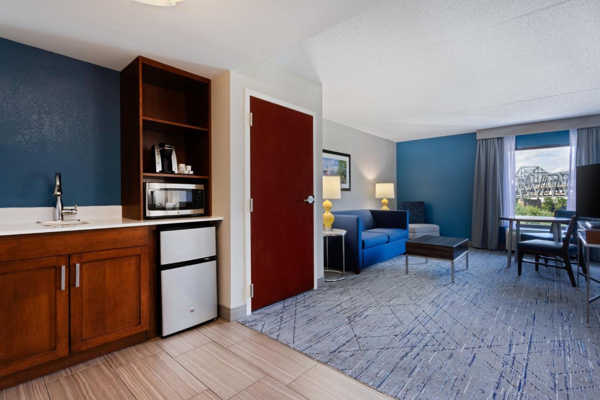 Holiday Inn Express & Suites Cincinnati Riverfront By Ihg Covington Εξωτερικό φωτογραφία