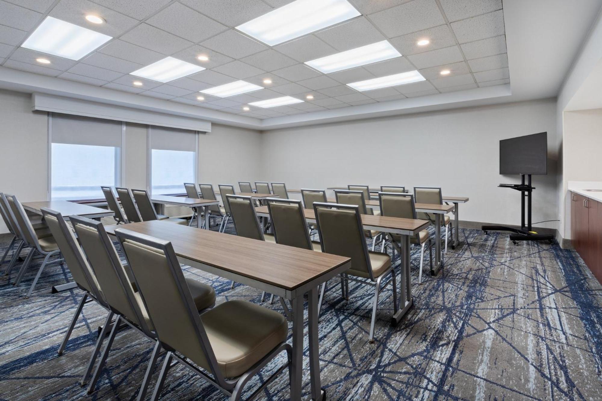 Holiday Inn Express & Suites Cincinnati Riverfront By Ihg Covington Εξωτερικό φωτογραφία