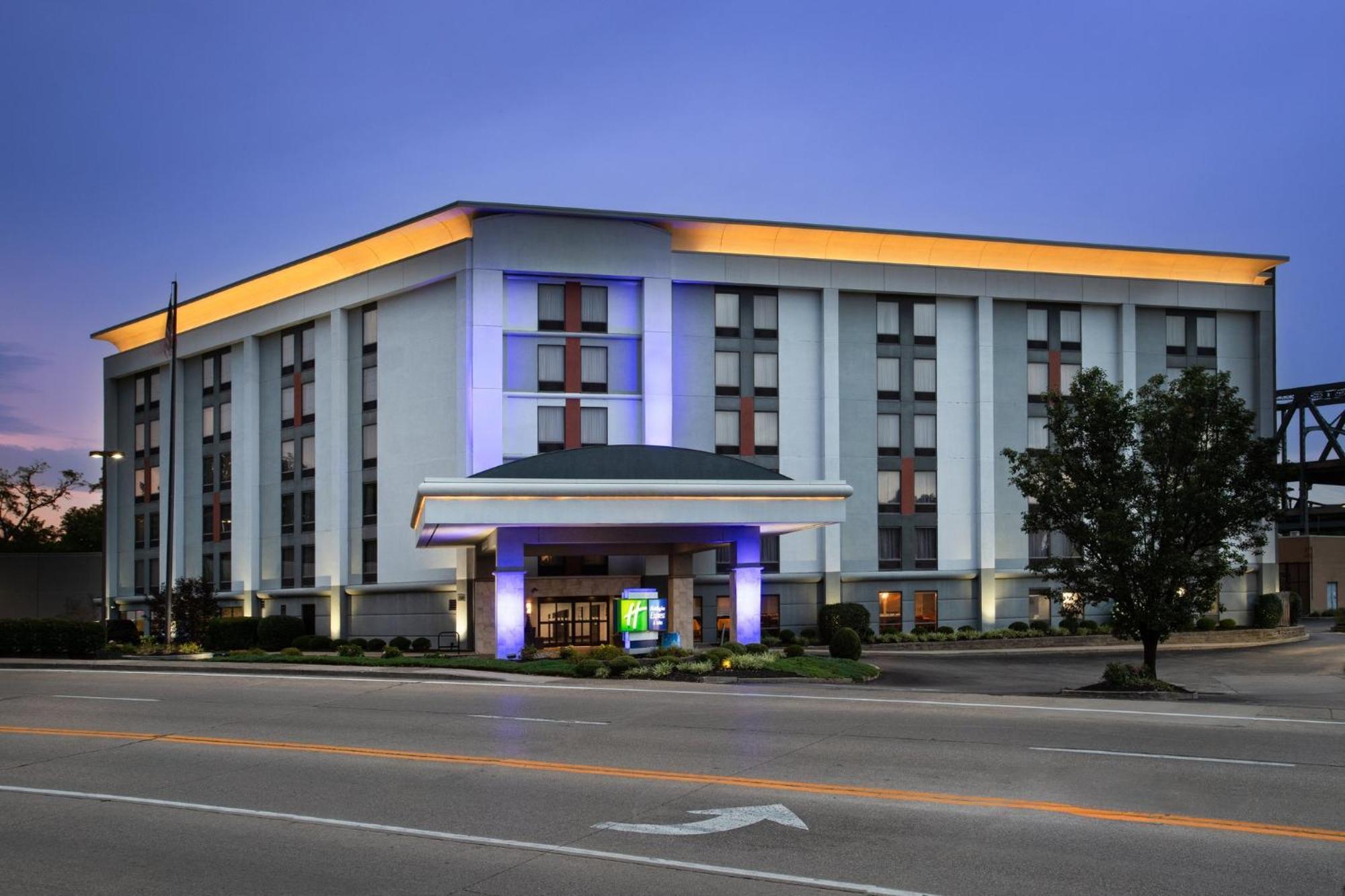 Holiday Inn Express & Suites Cincinnati Riverfront By Ihg Covington Εξωτερικό φωτογραφία