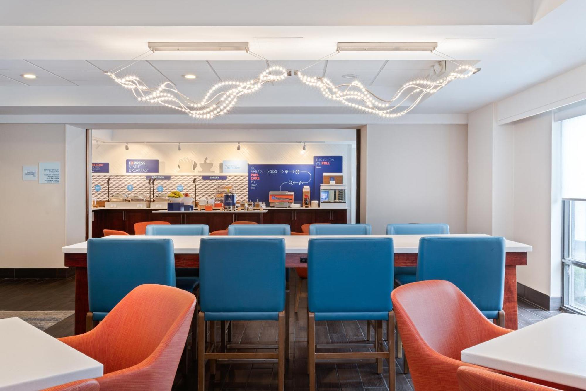 Holiday Inn Express & Suites Cincinnati Riverfront By Ihg Covington Εξωτερικό φωτογραφία